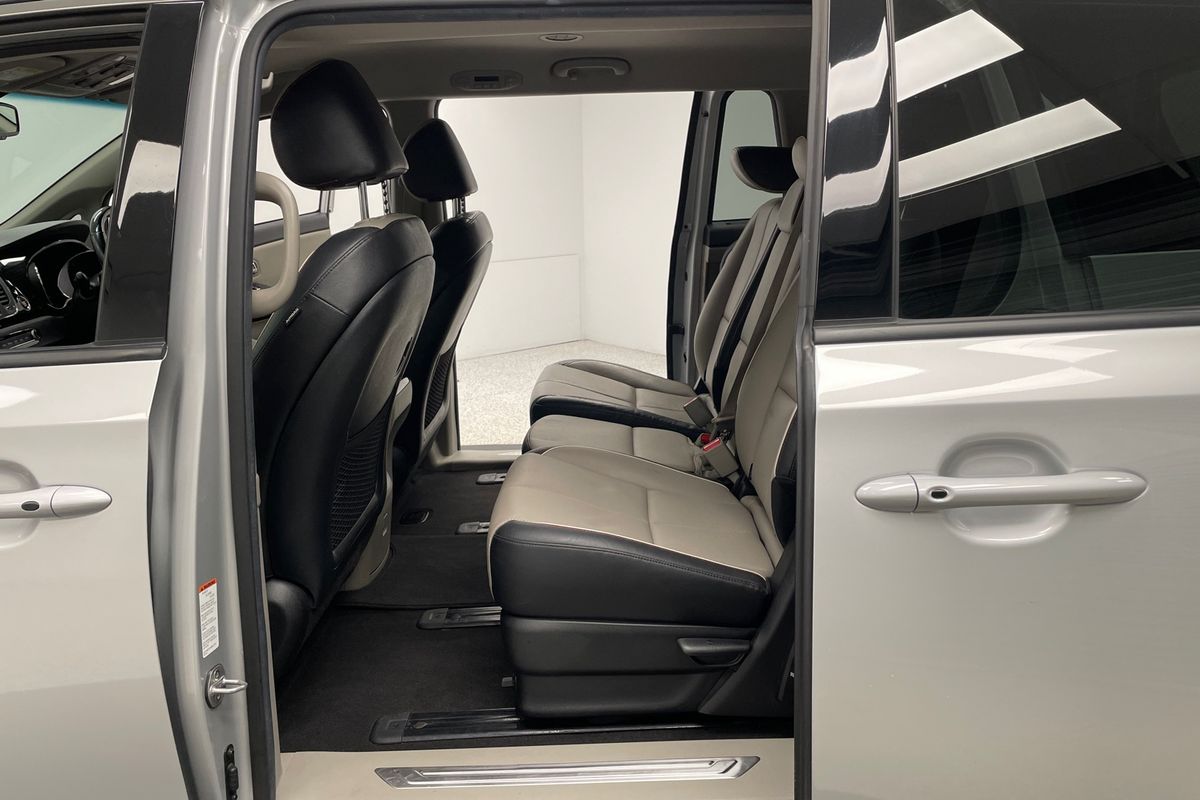 2019 Kia Carnival