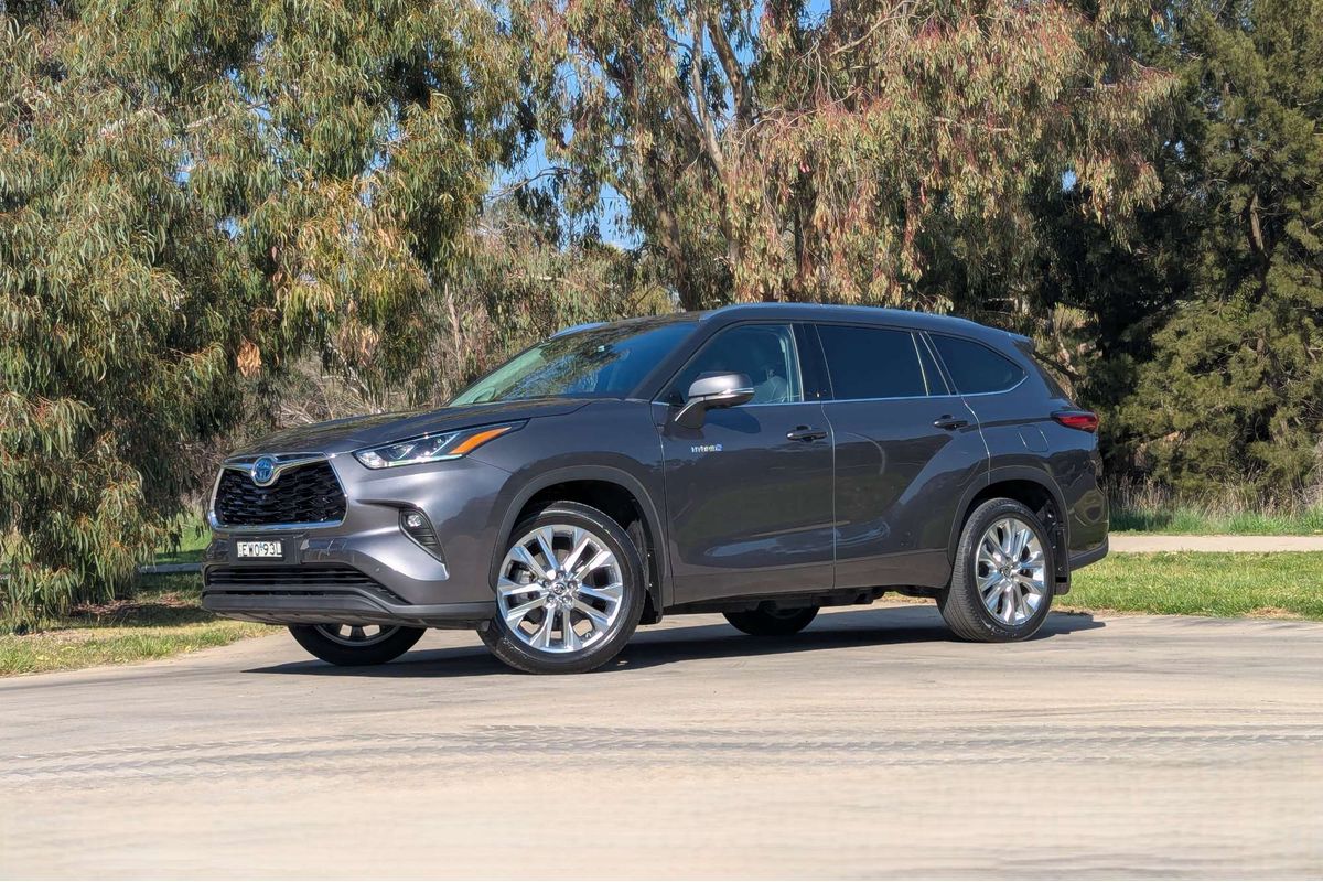 2022 Toyota Kluger Grande AXUH78R
