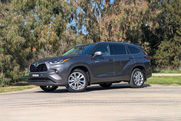 2022 Toyota Kluger Grande AXUH78R