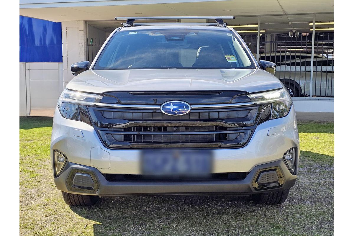 2025 Subaru Forester Hybrid Touring S6