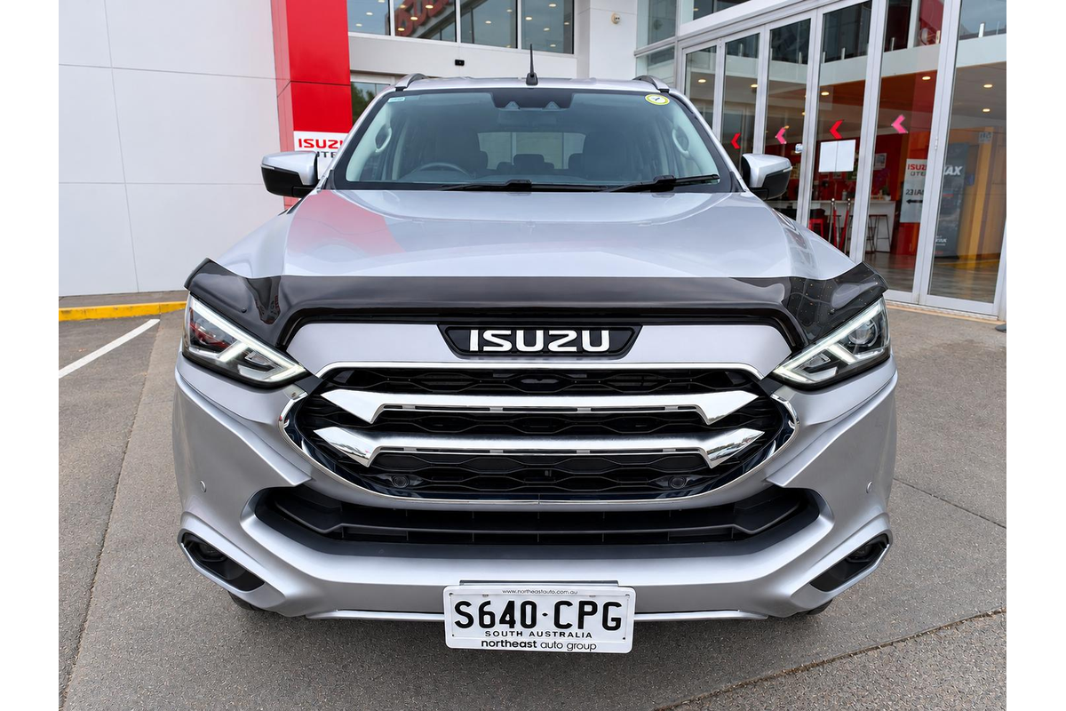 2022 Isuzu MU-X LS-T