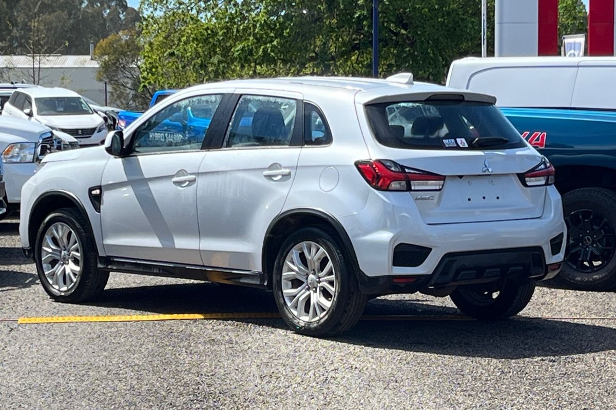 2022 Mitsubishi ASX ES XD