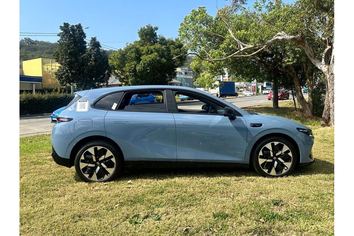 2026 Leapmotor B05 Design LR A03