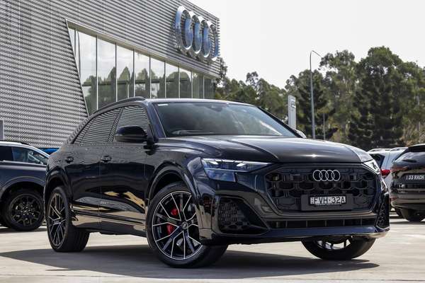 2024 Audi Q8 60 TFSI e S line F1