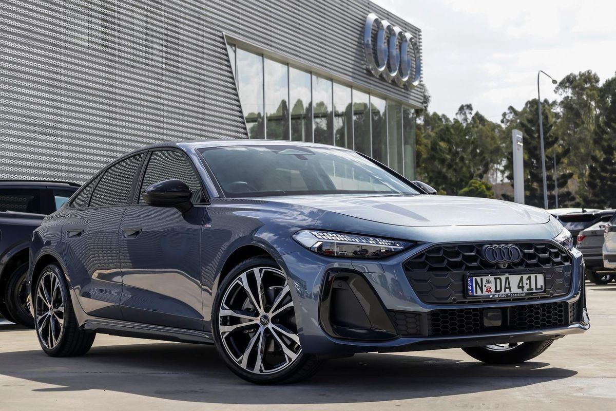 2025 Audi A5 TFSI 150kW S line B10