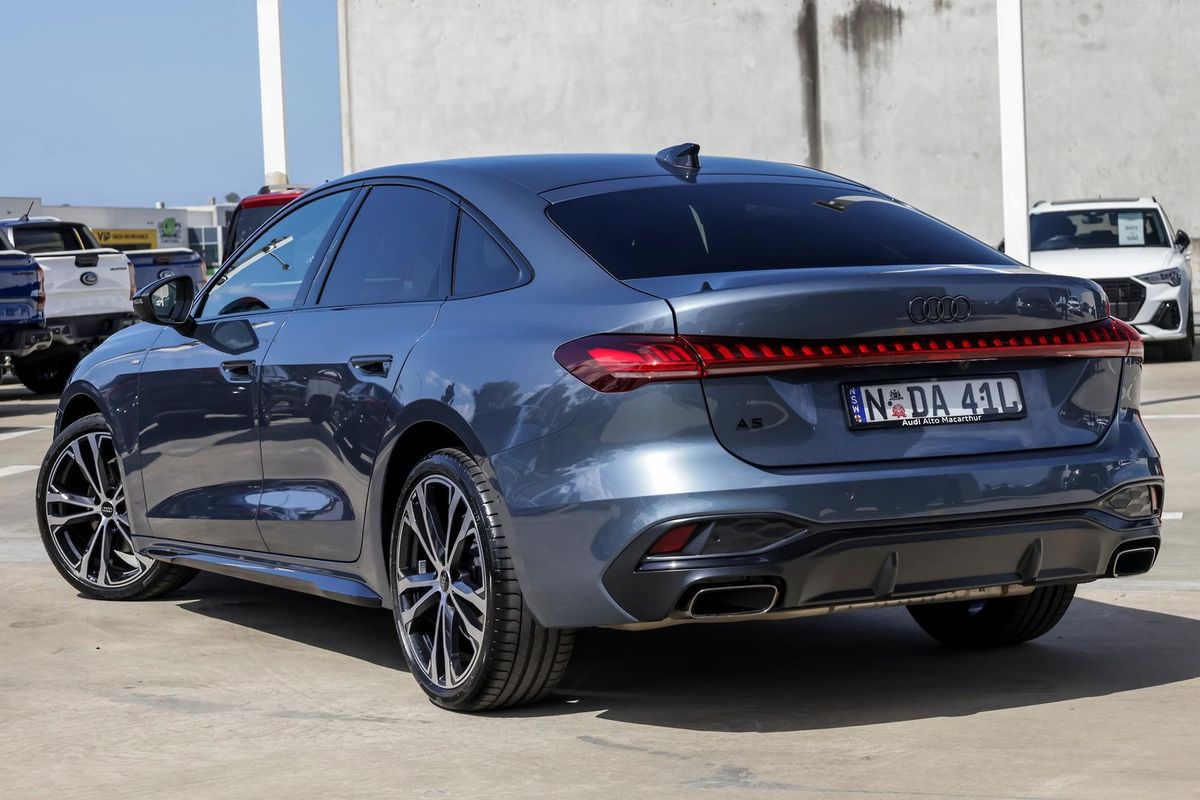 2025 Audi A5 TFSI 150kW S line B10