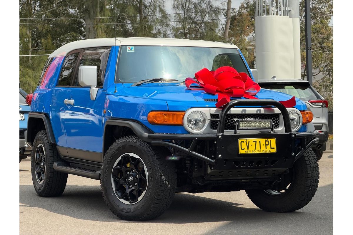 2012 Toyota FJ Cruiser GSJ15R