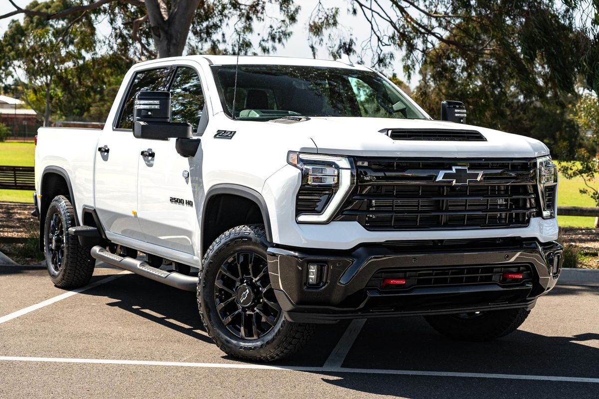 2026 Chevrolet Silverado HD LTZ Premium W/Tech Pack T1 4X4