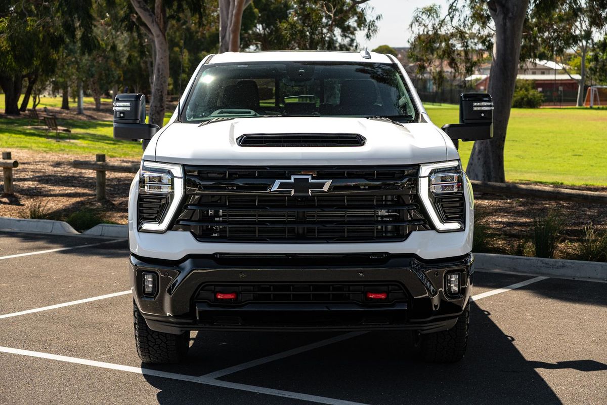 2026 Chevrolet Silverado HD LTZ Premium W/Tech Pack T1 4X4