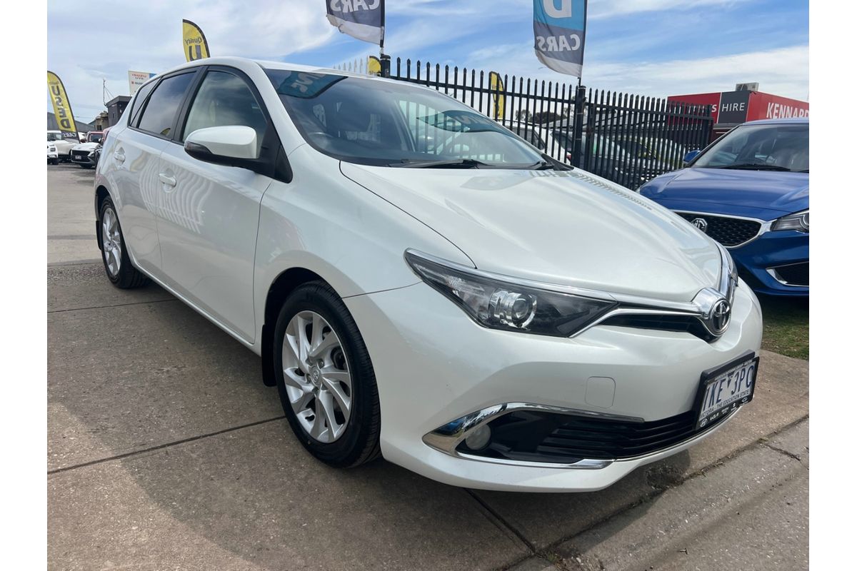 2017 Toyota Corolla Ascent Sport ZRE182R