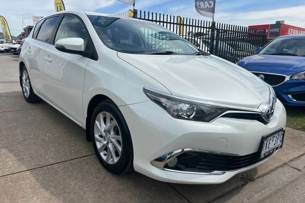 2017 Toyota Corolla Ascent Sport ZRE182R