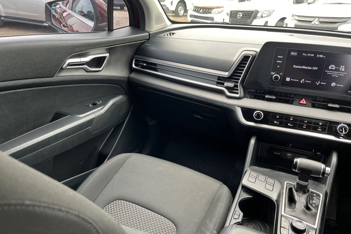 2022 Kia Sportage S NQ5