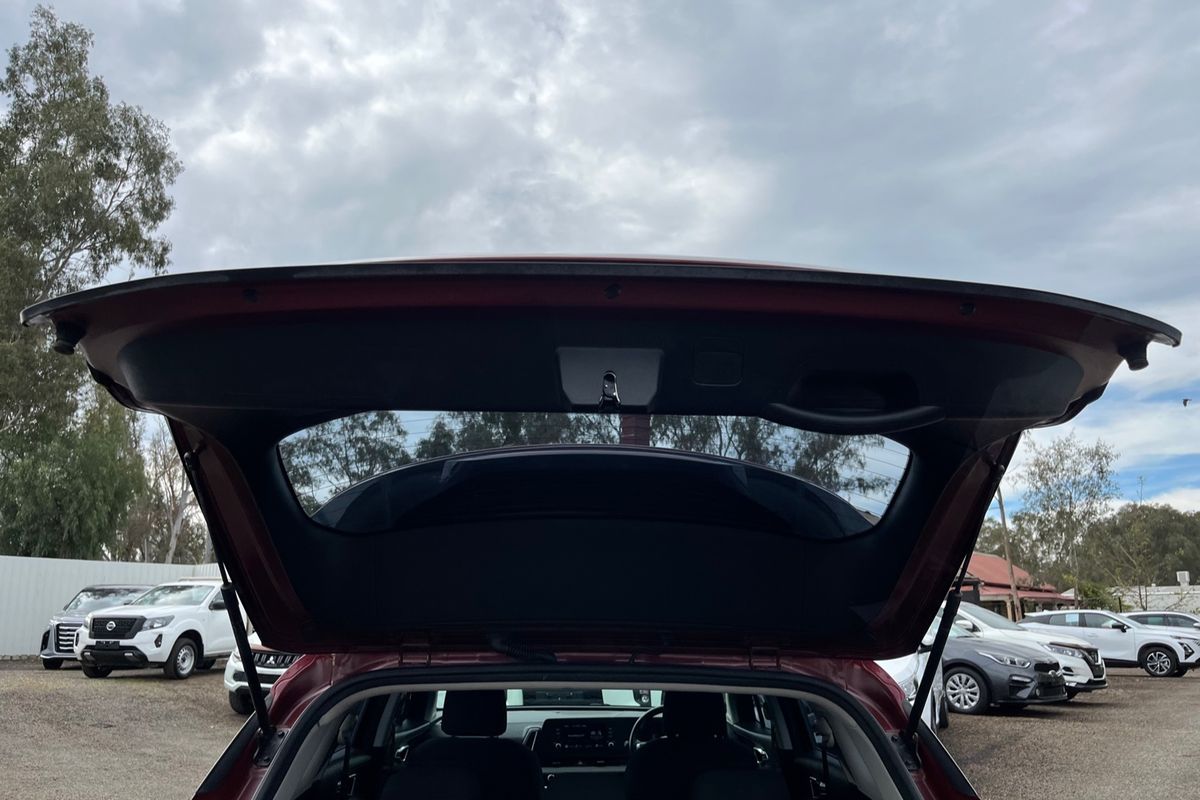 2022 Kia Sportage S NQ5