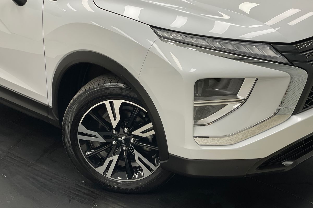 2024 Mitsubishi Eclipse Cross LS YB