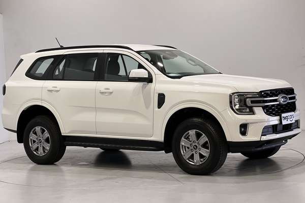 2025 Ford Everest Ambiente 2.0L