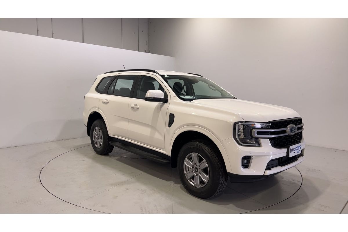 2025 Ford Everest Ambiente 2.0L