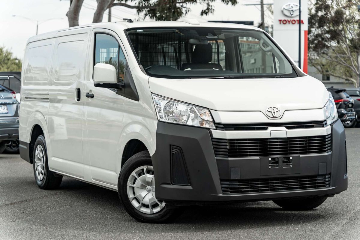 2022 Toyota Hiace GDH300R LWB