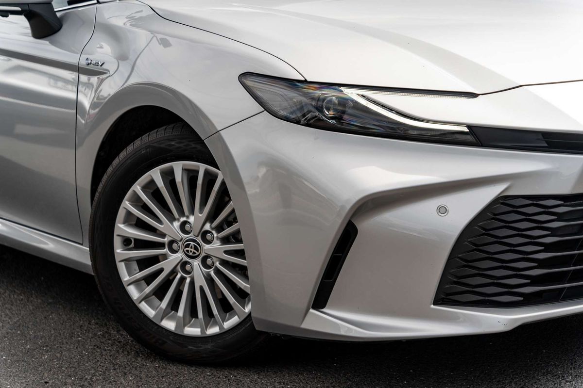 2025 Toyota Camry Ascent AXVH80R