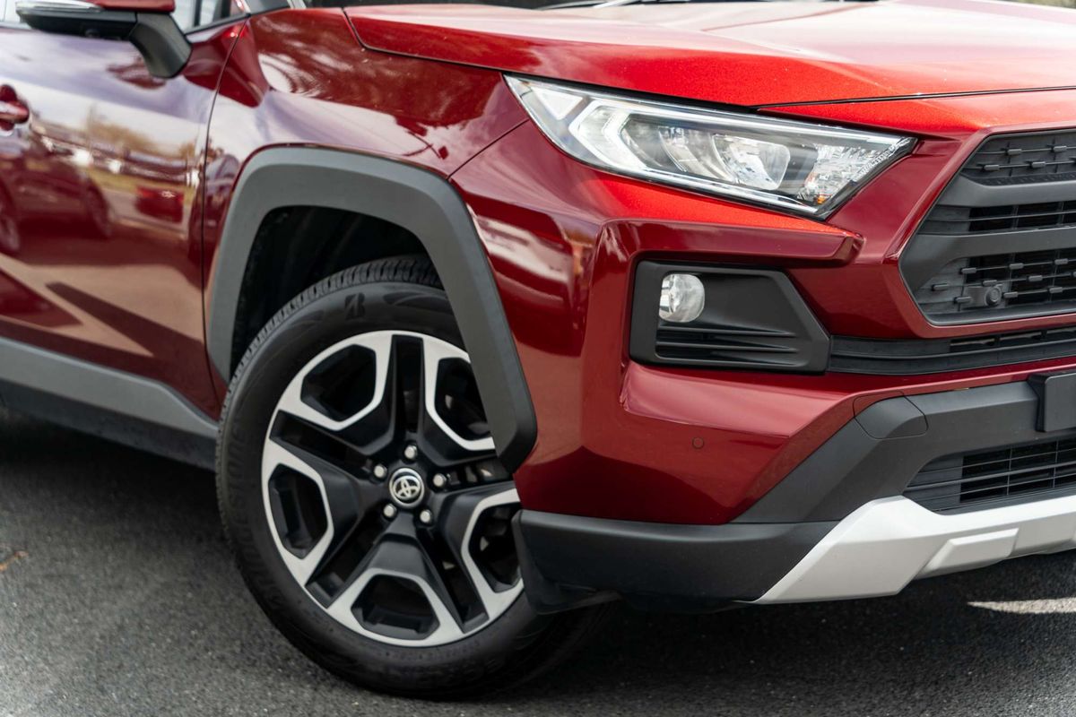 2021 Toyota RAV4 Edge AXAA54R