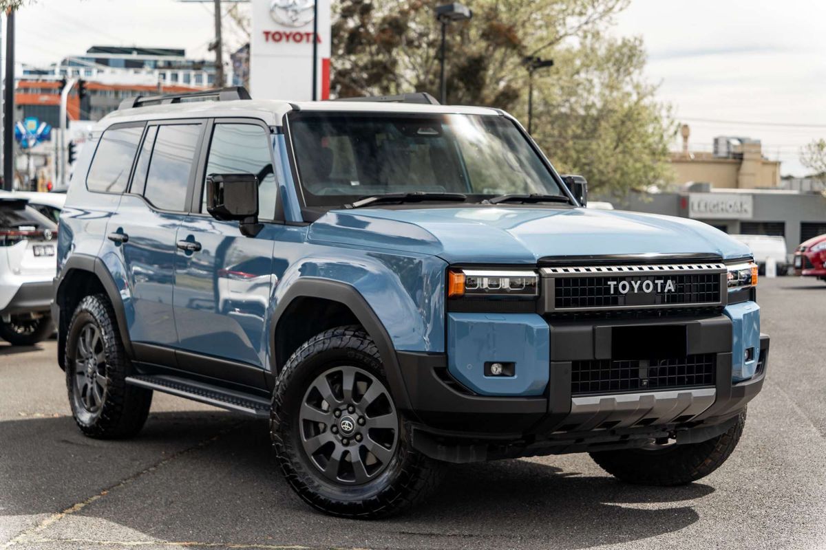 2024 Toyota Landcruiser Prado Altitude GDJ251R