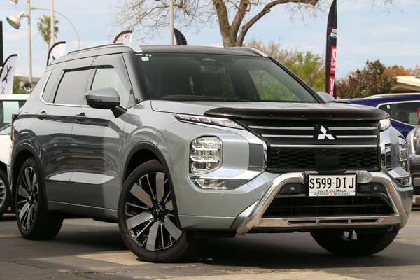 2025 Mitsubishi Outlander Exceed Tourer ZM
