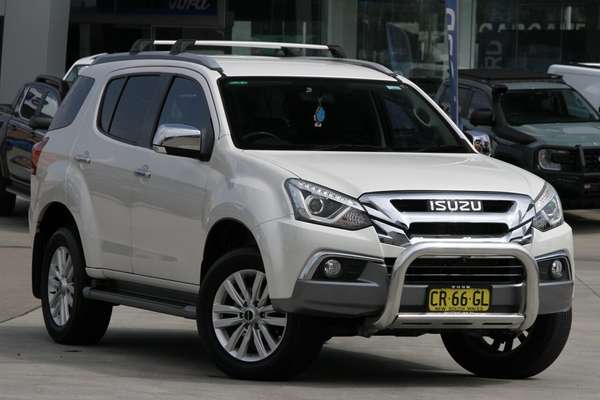 2018 Isuzu MU-X LS-T