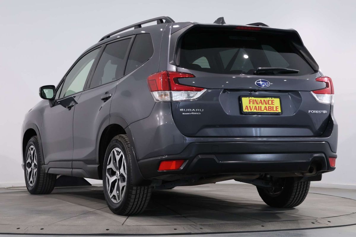 2023 Subaru Forester 2.5i S5