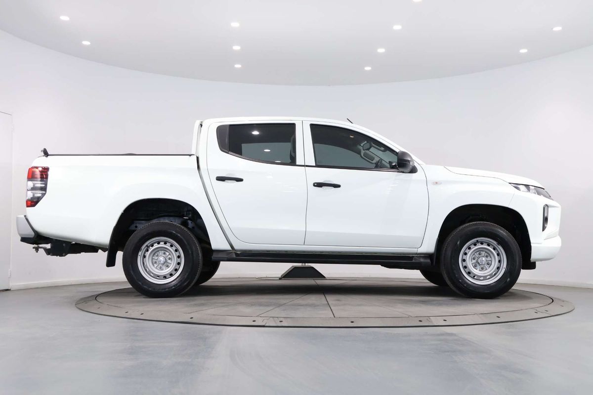 2023 Mitsubishi Triton GLX MR Rear Wheel Drive
