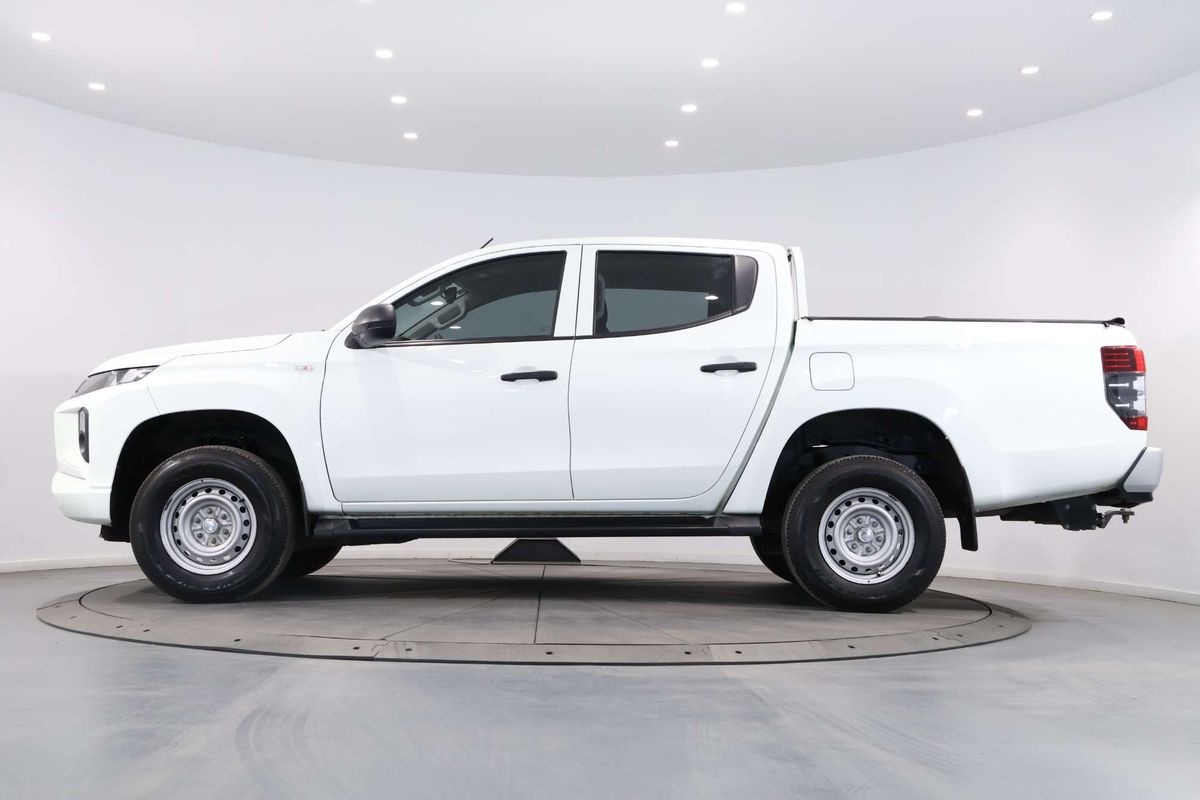 2023 Mitsubishi Triton GLX MR Rear Wheel Drive