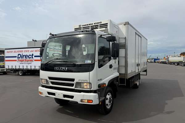 2007 Isuzu F Series FRR 500