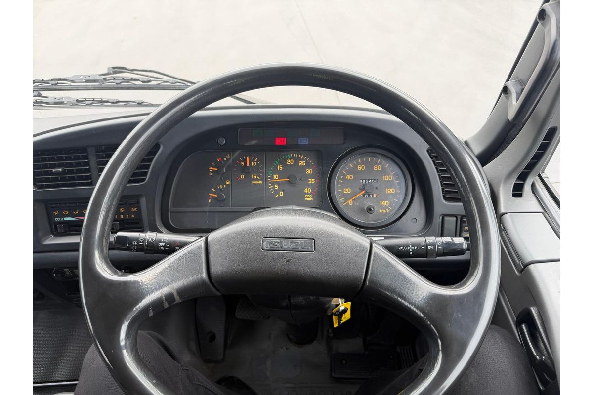 2007 Isuzu F Series FRR 500 image 23