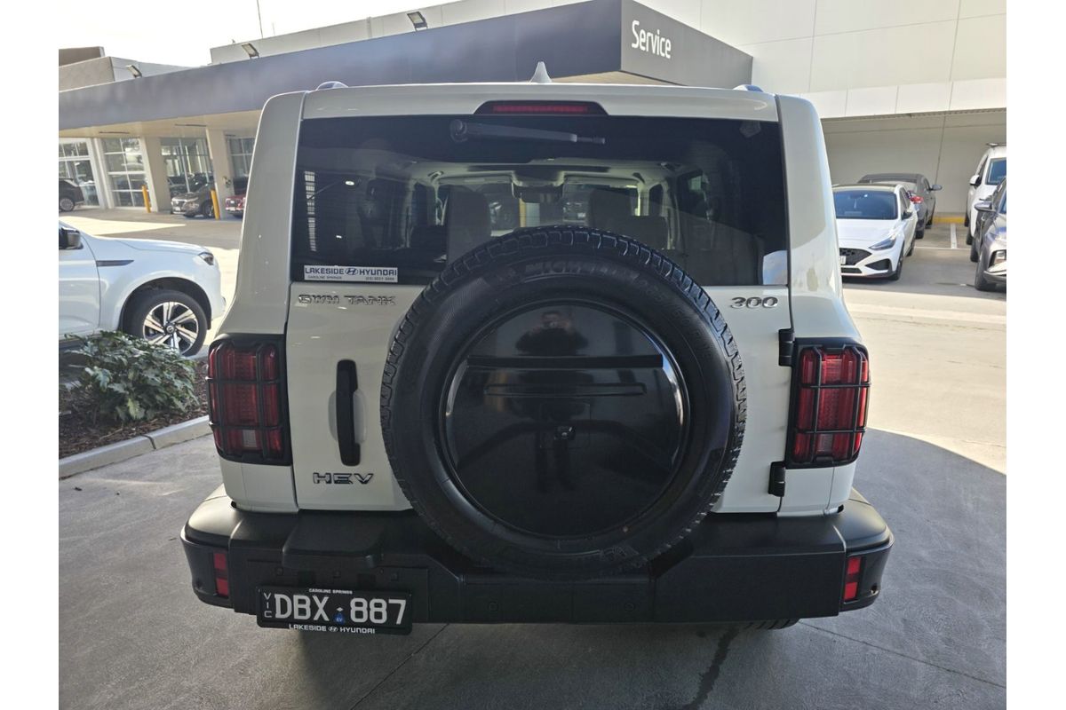 2023 GWM Tank 300 Ultra Hybrid P01 image 6