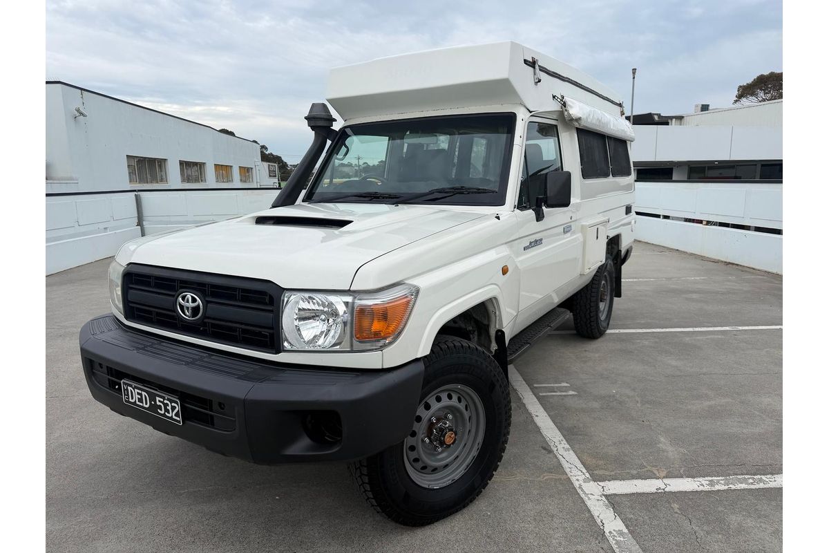 2014 Toyota Landcruiser Workmate Troopcarrier VDJ78R