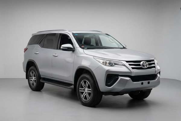 2016 Toyota Fortuner GX GUN156R