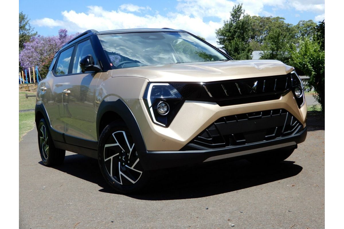 2026 Mahindra XUV 3XO AX7L