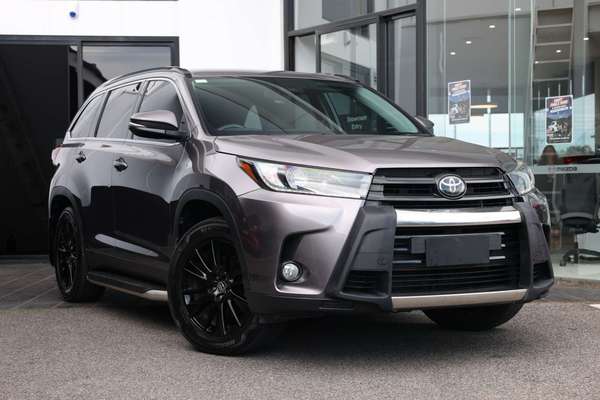2019 Toyota Kluger Black Edition GSU55R