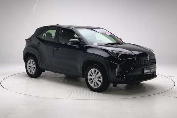 2022 Toyota Yaris Cross GX MXPB10R thumb-3