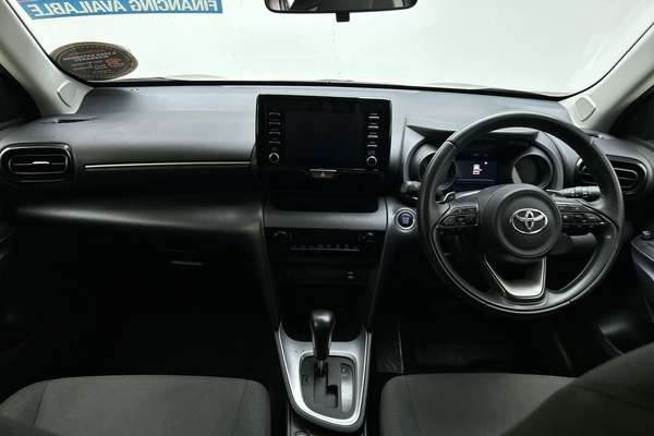 2022 Toyota Yaris Cross GX MXPB10R thumb-19