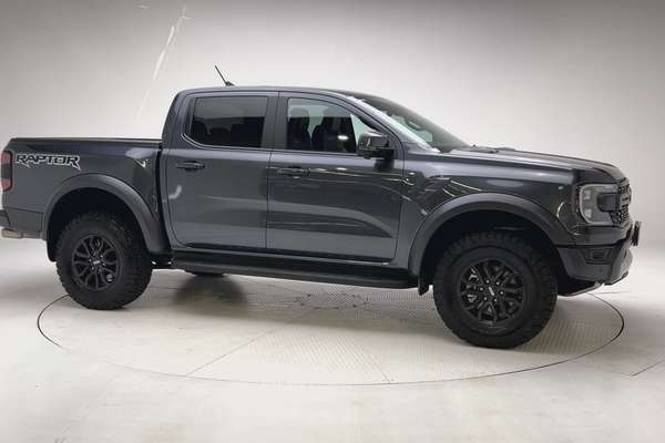 2026 Ford Ranger Raptor 4X4 3.0L thumb-3