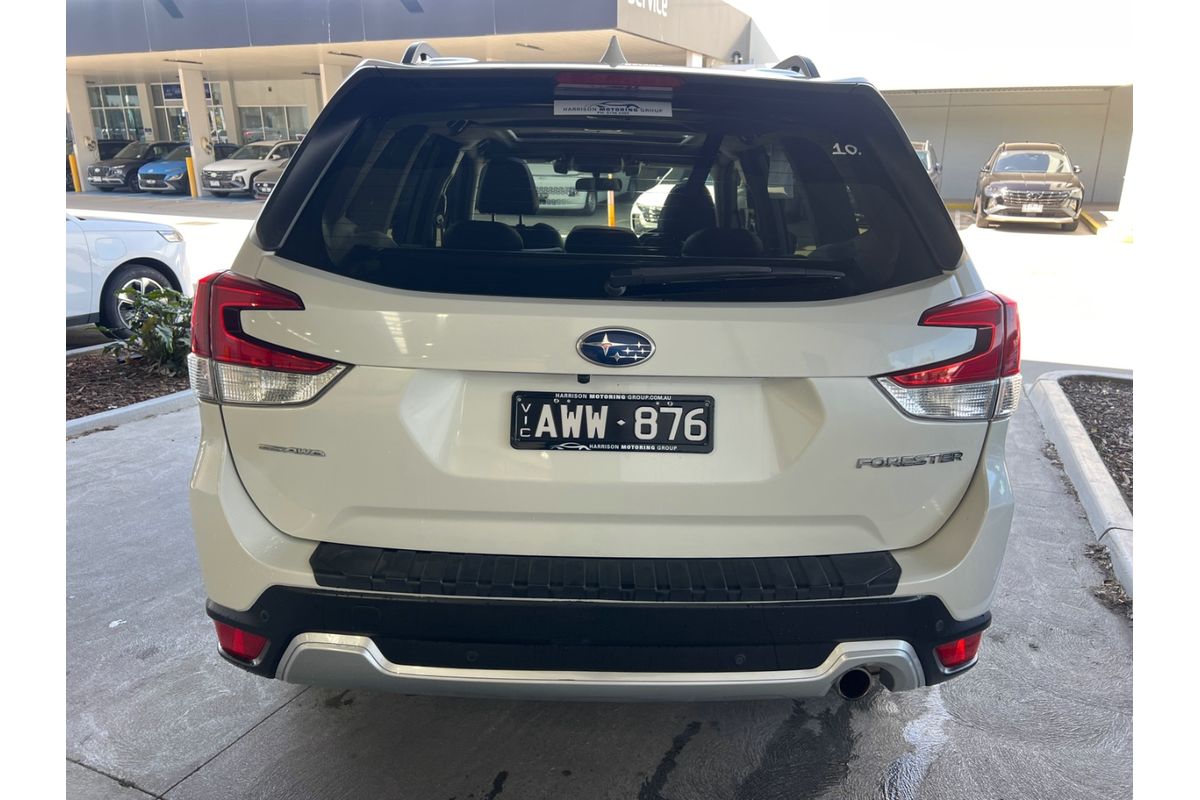 2018 Subaru Forester 2.5i-S S5 image 5