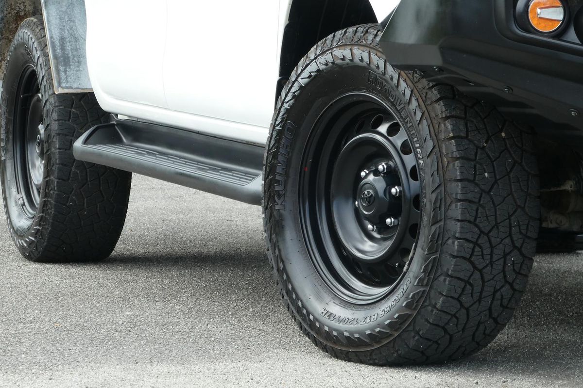 2018 Toyota Hilux SR GUN126R 4X4