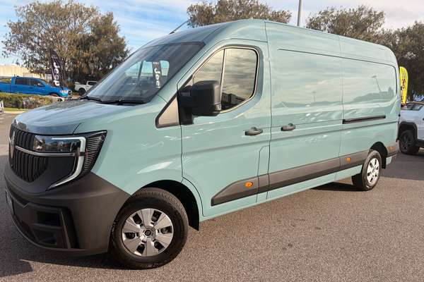 2026 Renault Master XDD LWB Mid Roof