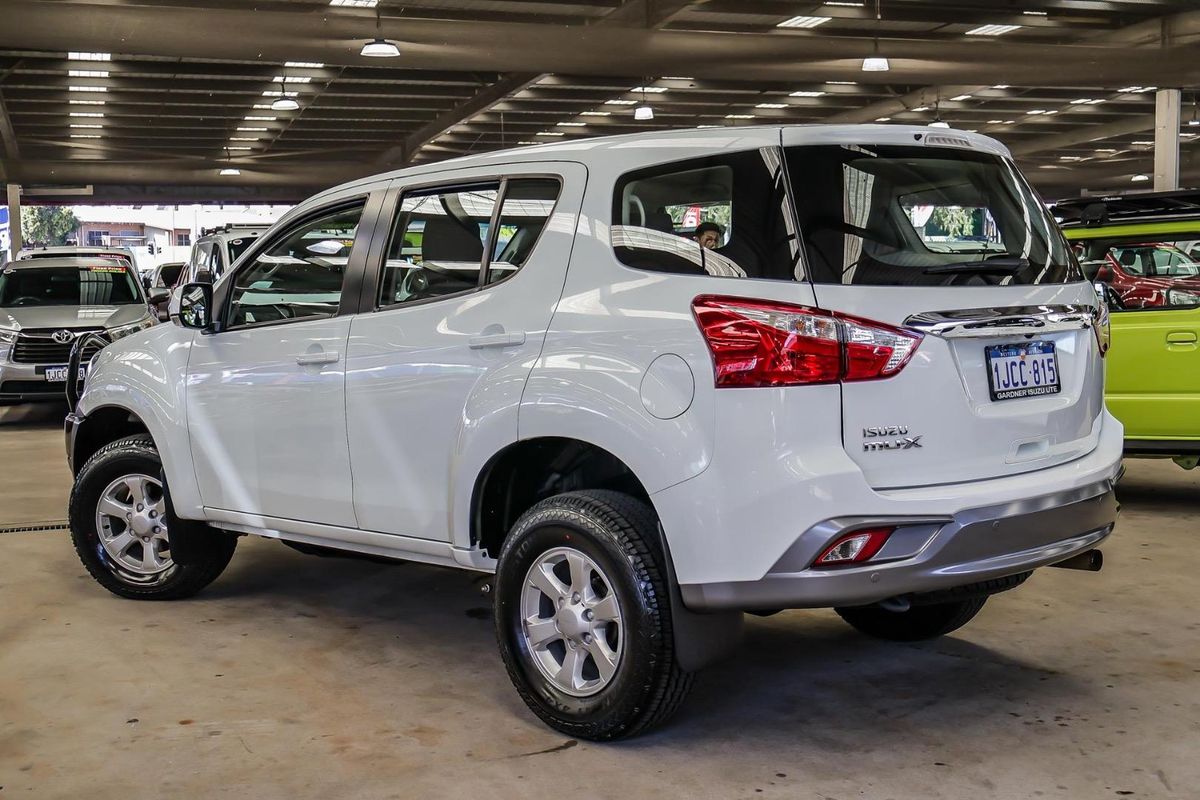 2019 Isuzu MU-X LS-M