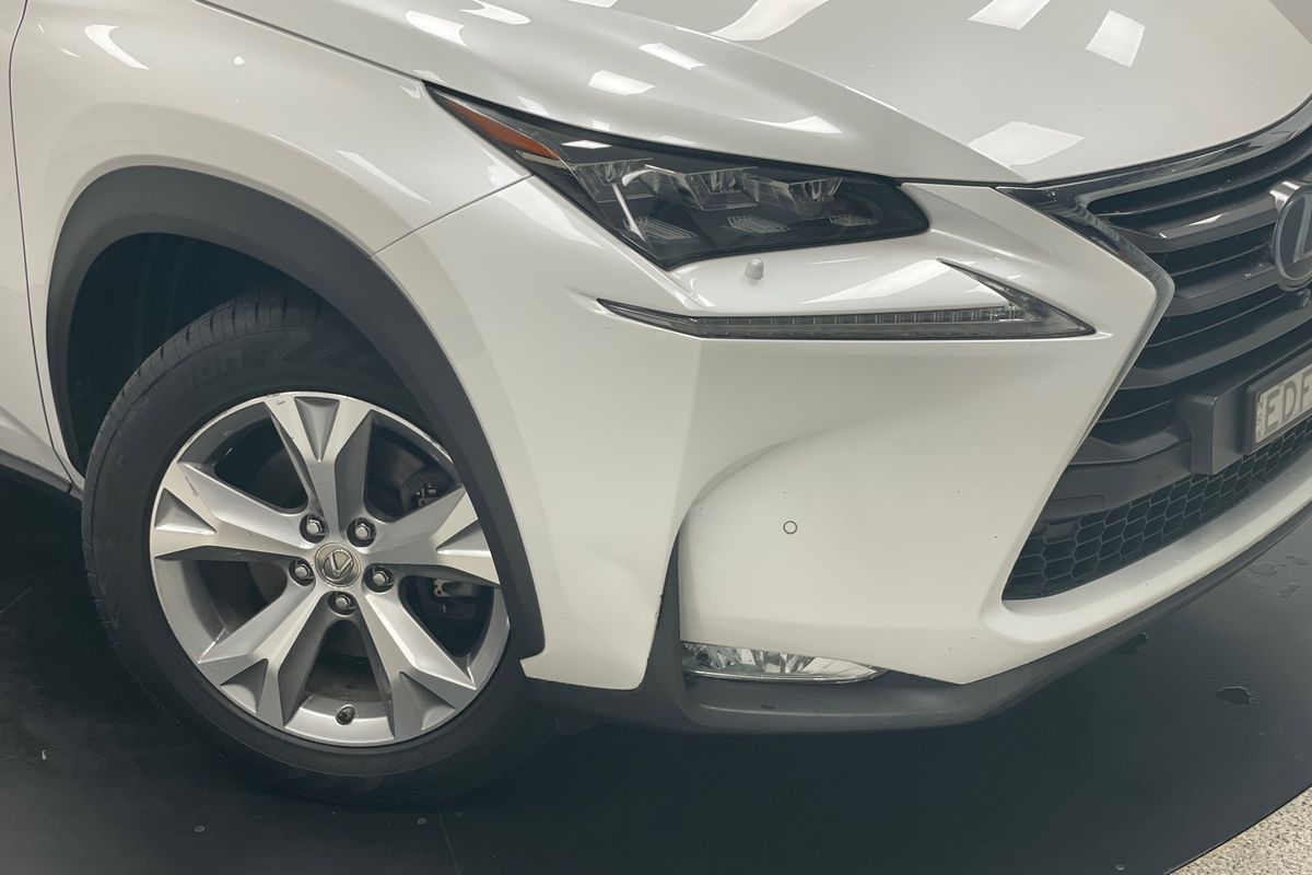 2015 Lexus NX NX300h Sports Luxury AYZ15R
