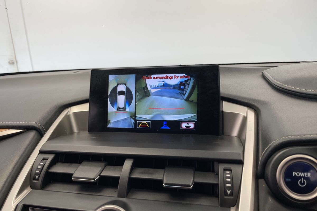 2015 Lexus NX NX300h Sports Luxury AYZ15R