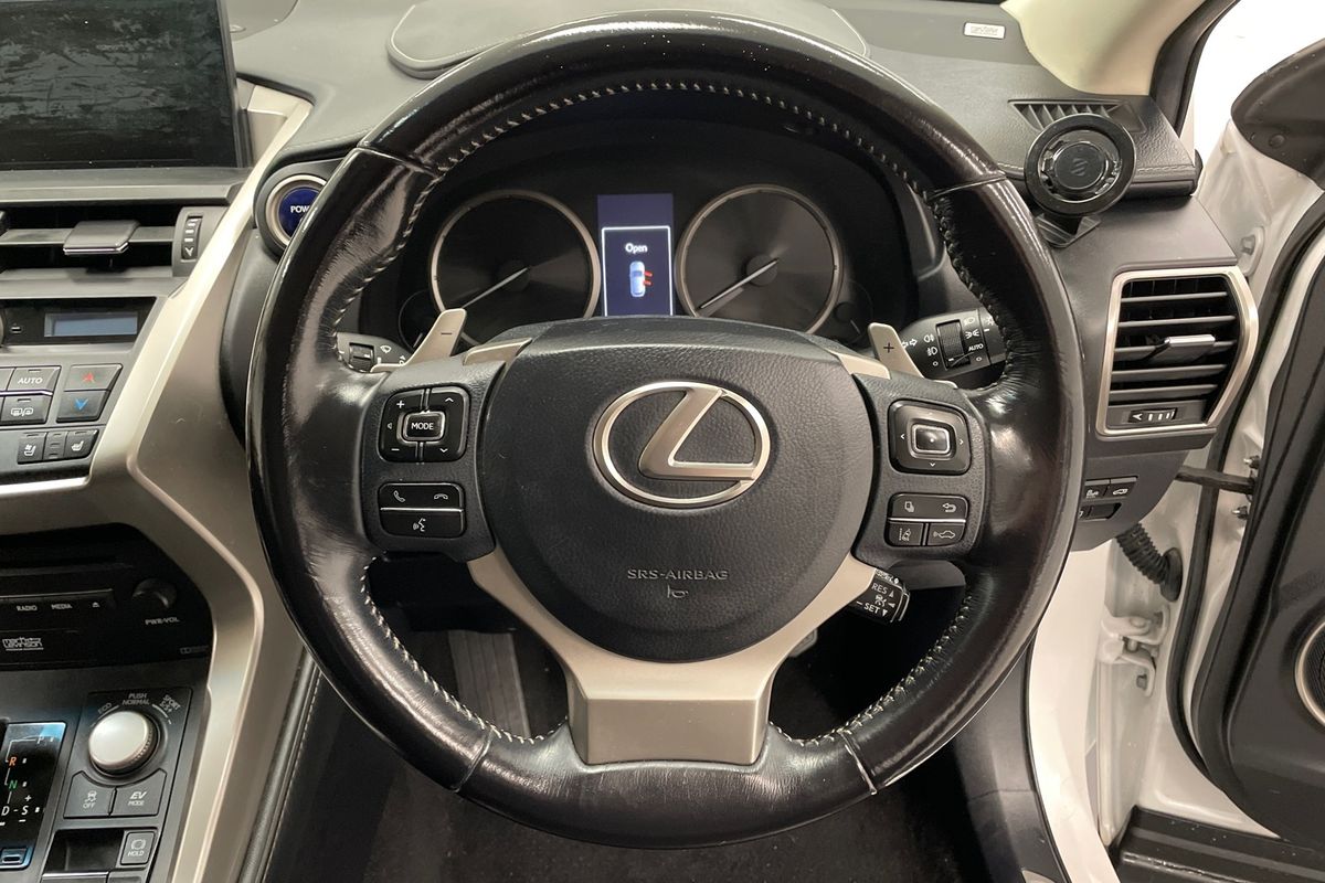 2015 Lexus NX NX300h Sports Luxury AYZ15R