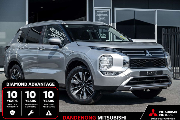 2026 Mitsubishi Outlander LS ZM