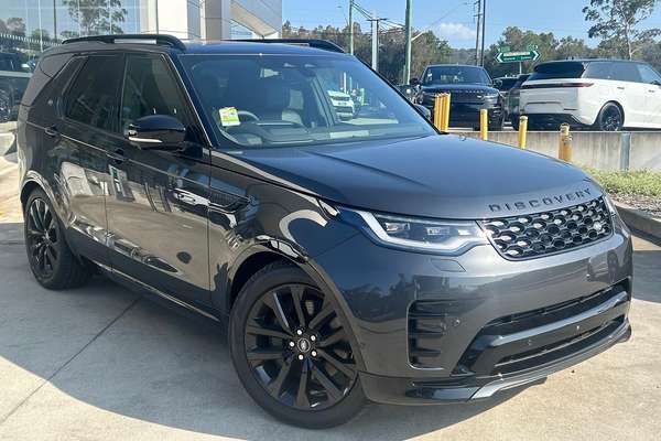 2025 Land Rover Discovery D350 Dynamic SE Series 5