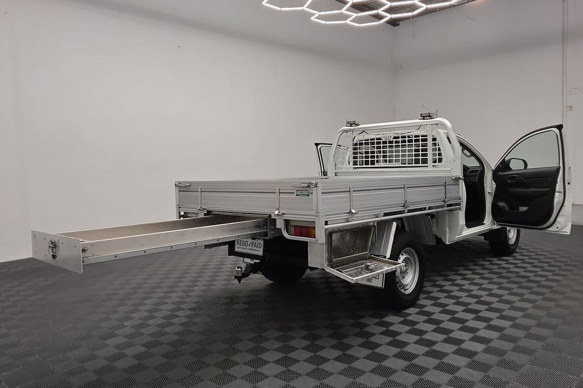 2022 Mitsubishi Triton GLX MR 4X4