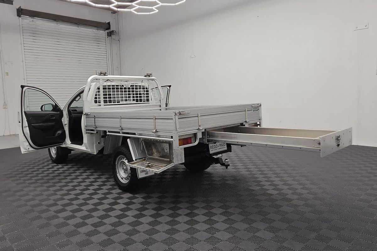 2022 Mitsubishi Triton GLX MR 4X4